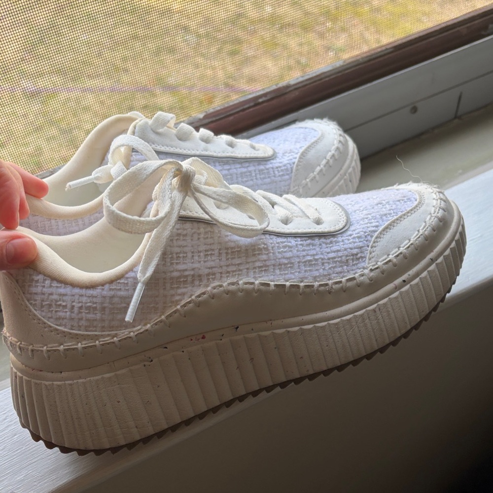 Dream Pairs Women's White Platform Sneakers